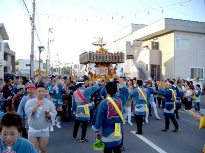 豊栄神社渡御